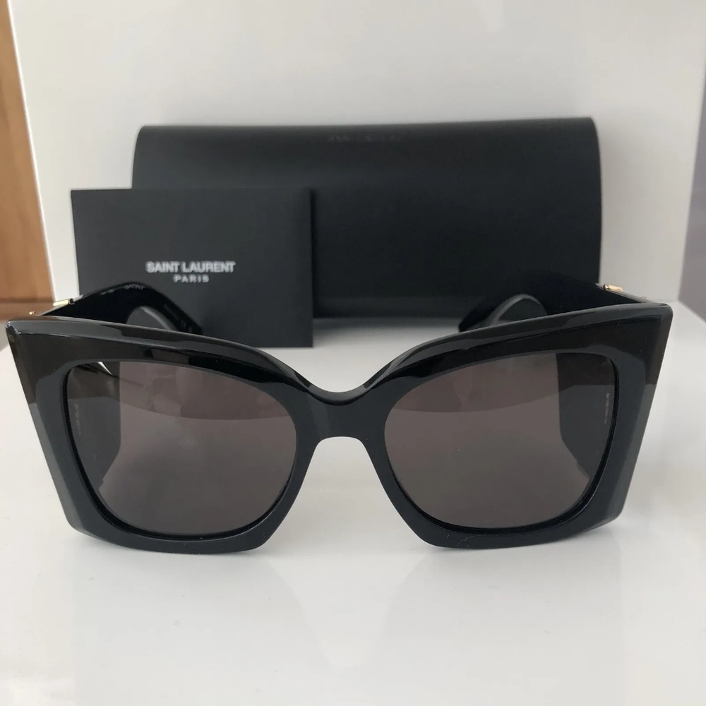 NEW SAINT LAURENT CASSANDRE YSL LOGO SUNGLASSES BLACK